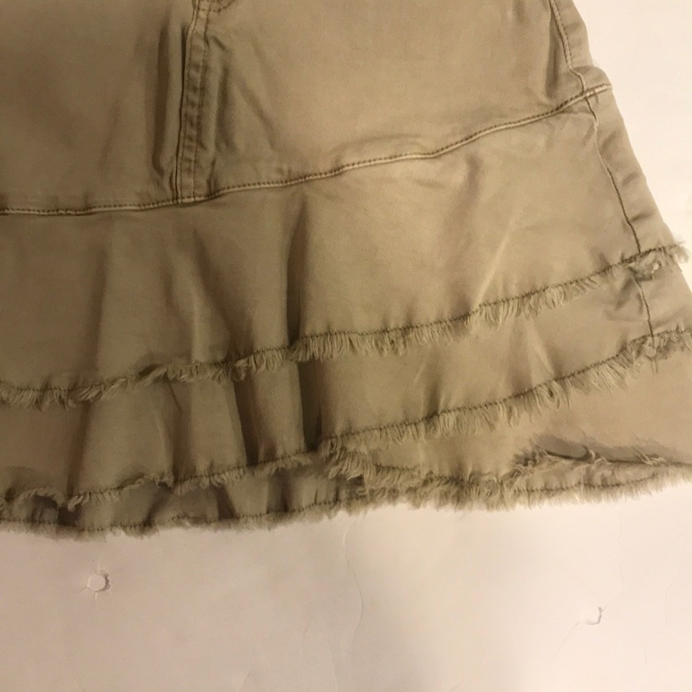 BP Ruffle Mini Skirt - Picture 3 of 10